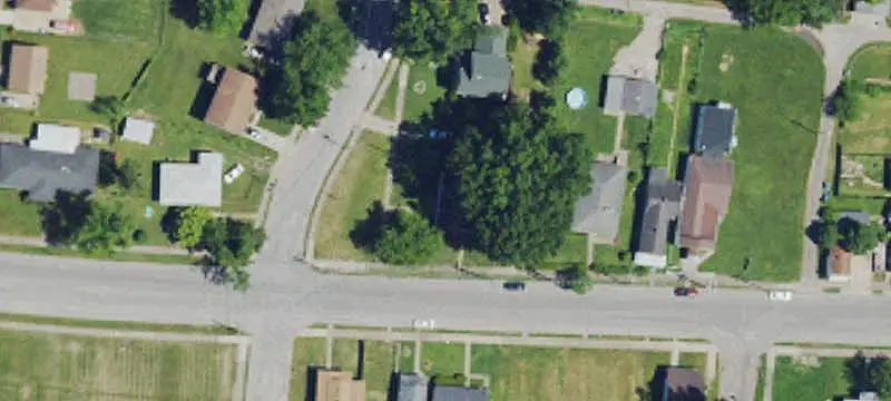 Duplex with Private Parking