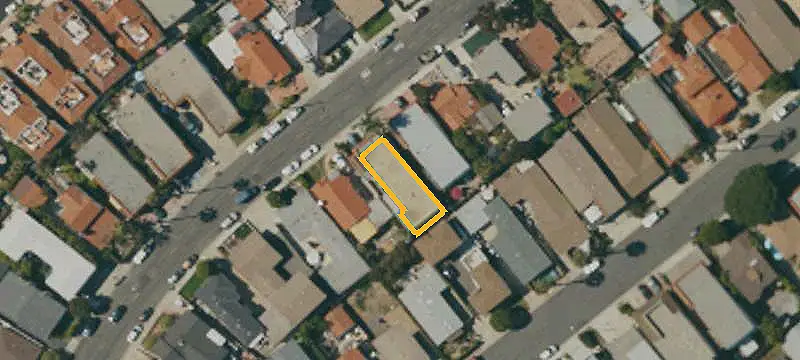 Renovated 3-Unit Triplex