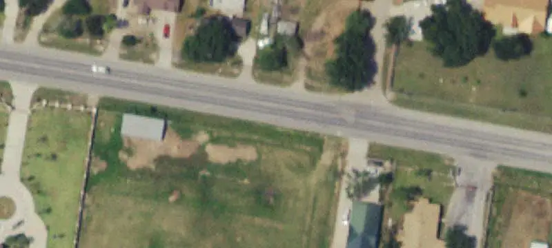 Warehouse on 1.92 Acres