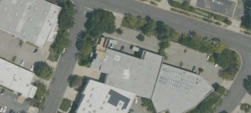 Dock-High Warehouse