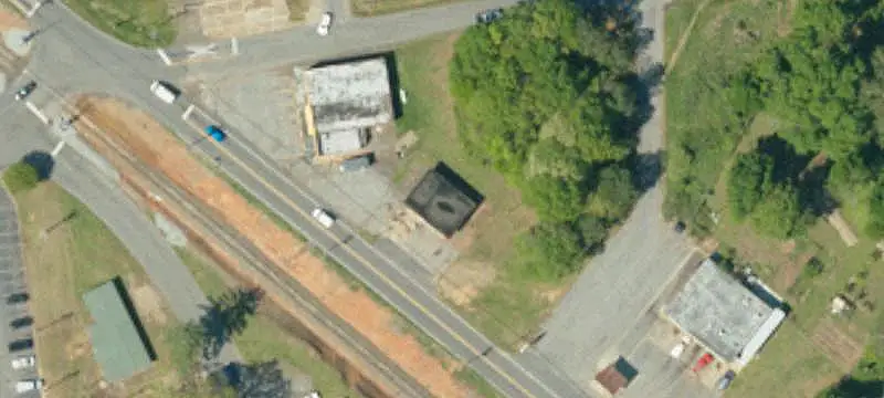 Industrial Building with Dual Frontage