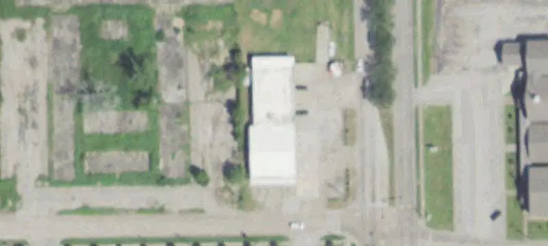 Flex Space with Paved Yard