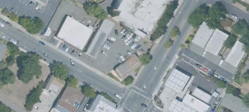 Auto Shop with Corner Frontage