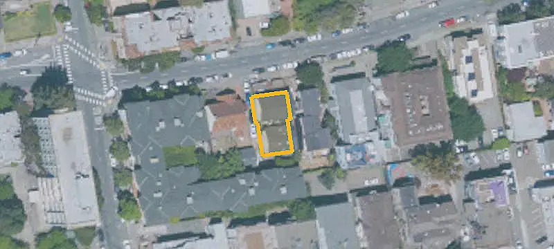 16-Room Student Housing Property