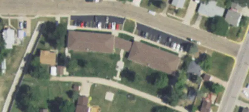 32-Unit Apartment Building