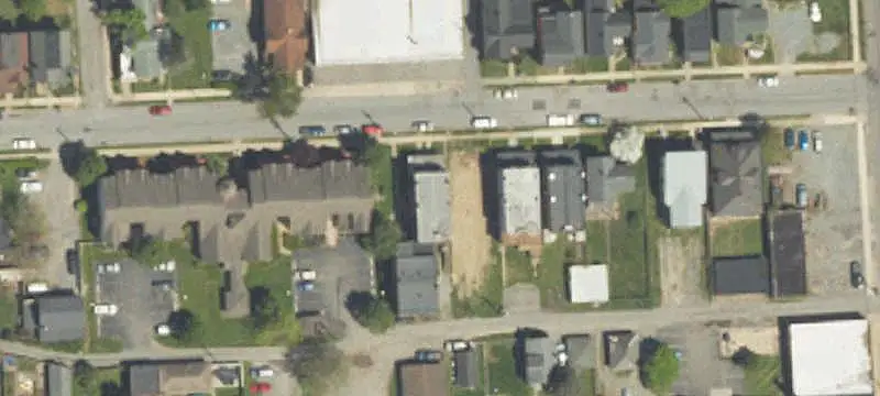 8-Unit Brick Apartment Building