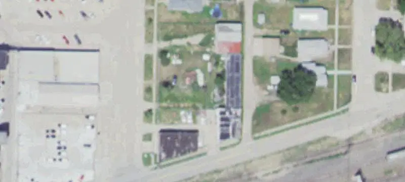 CBD-Zoned Commercial Land