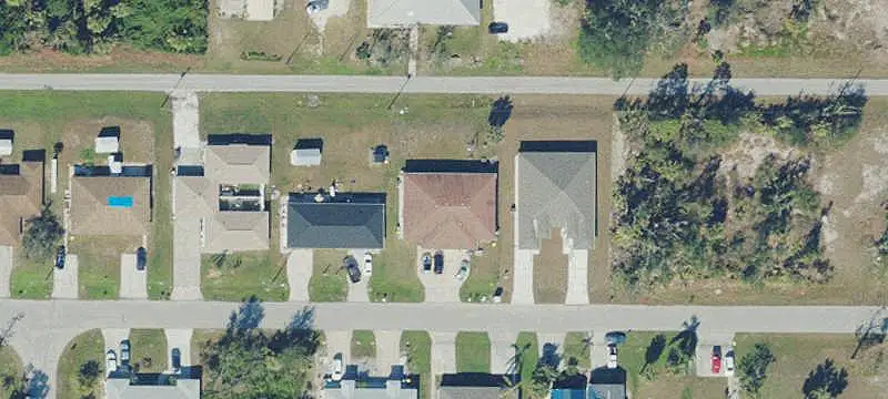 Two-Unit Duplex with Screened Lanais