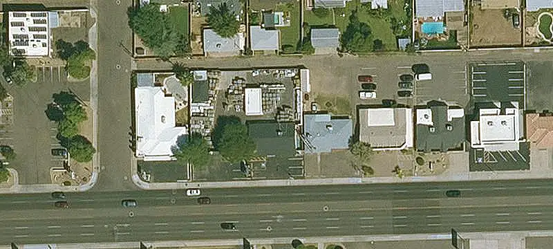 Fenced-Yard Flex Space