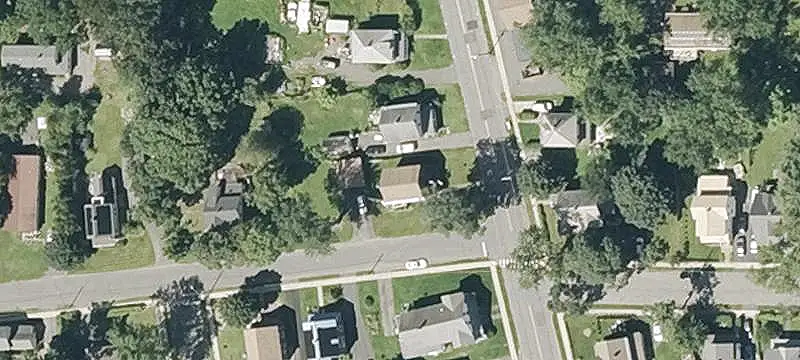 Duplex with Upper-Level Deck