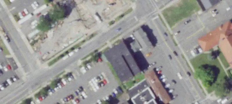 32-Unit Apartment Building