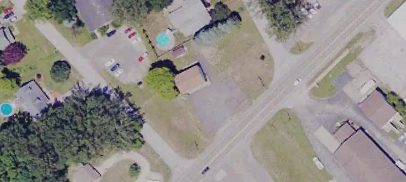 Three-Parcel Commercial Land