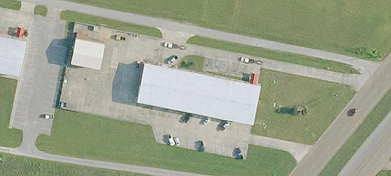 Three-Building Mixed-Use Industrial Complex