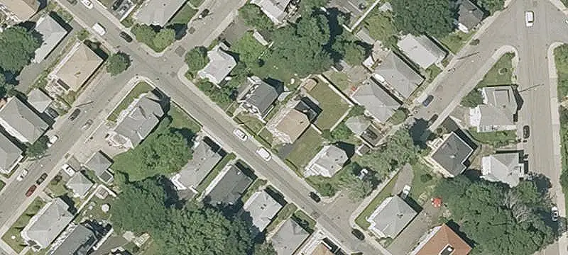 Duplex with Multi-Level Unit