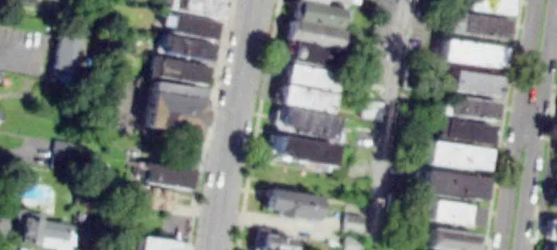 3-Unit Triplex with Shared Yard