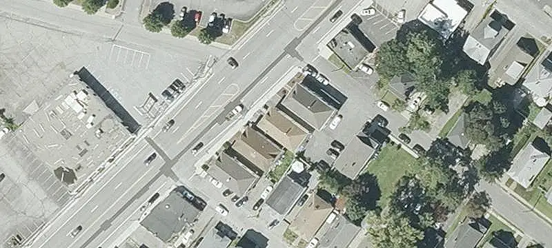 3-Unit Mixed-Use Property
