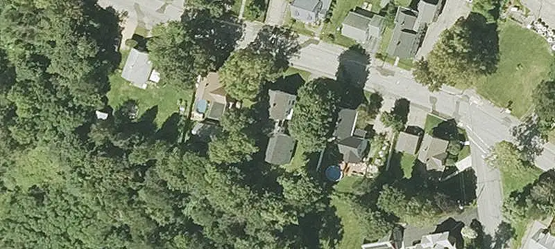 Duplex on Wooded Acreage