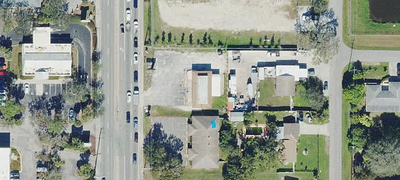 Freestanding Retail Building