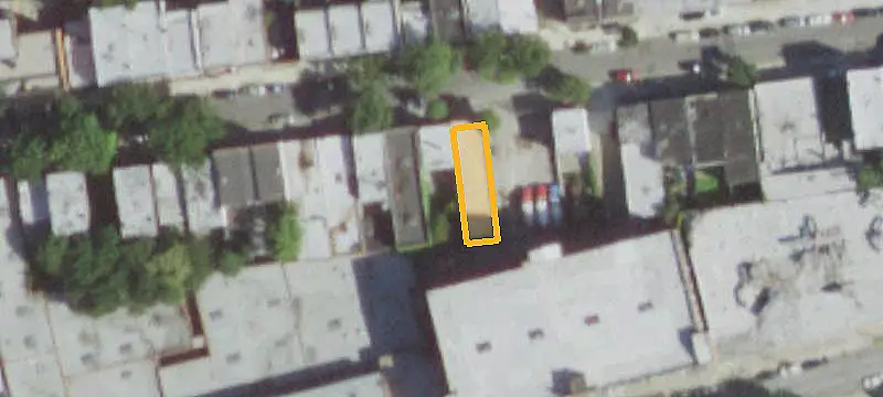 Duplex Townhouse with Backyard