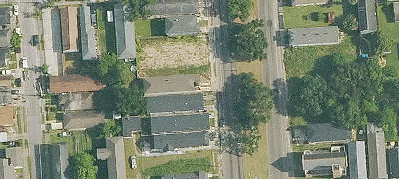 Duplex with Three-Bedroom Units