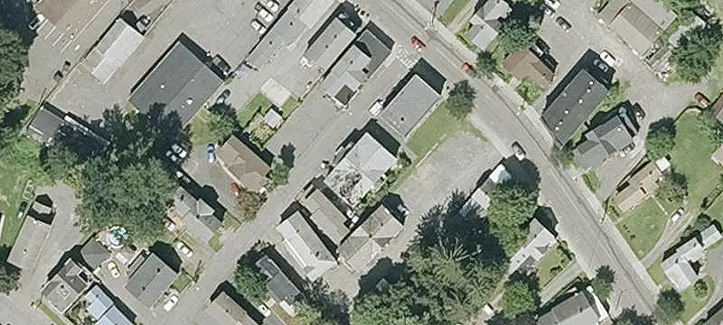 Renovated 6-Unit Apartment Building