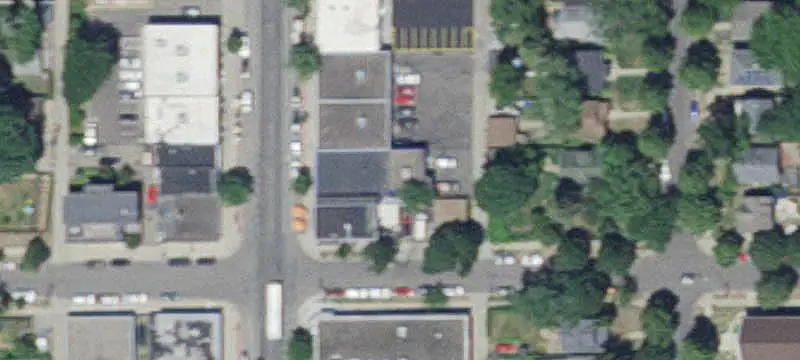 Mixed-Use Building with Solar