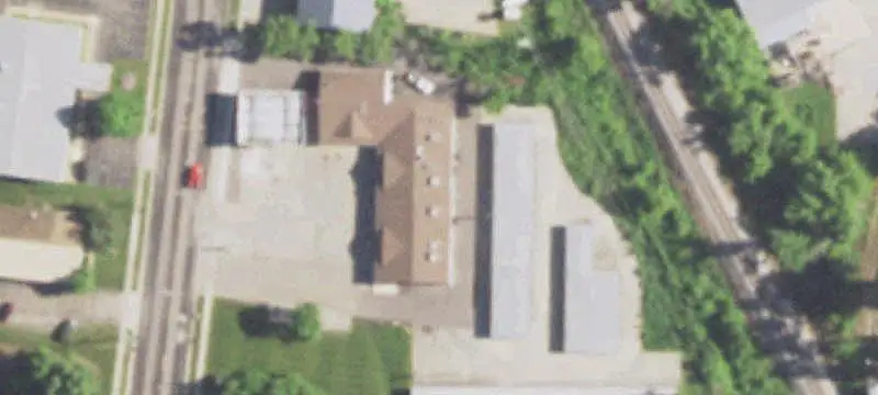 Flex Space with Garage Door