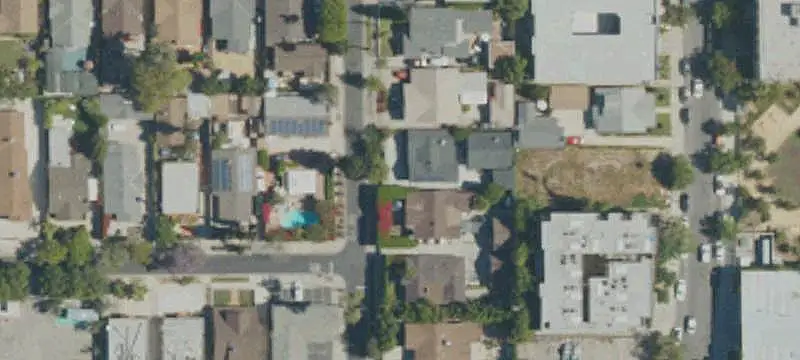 Detached Bungalow Multifamily Property
