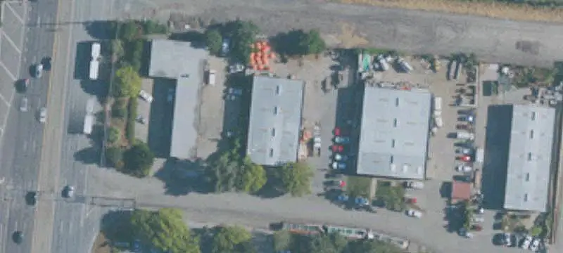 Warehouse with Fenced Yard