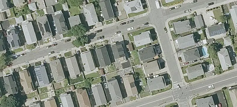 Duplex with Multiple Decks