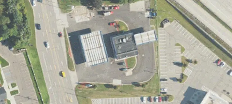 Retail Endcap with Drive-Through