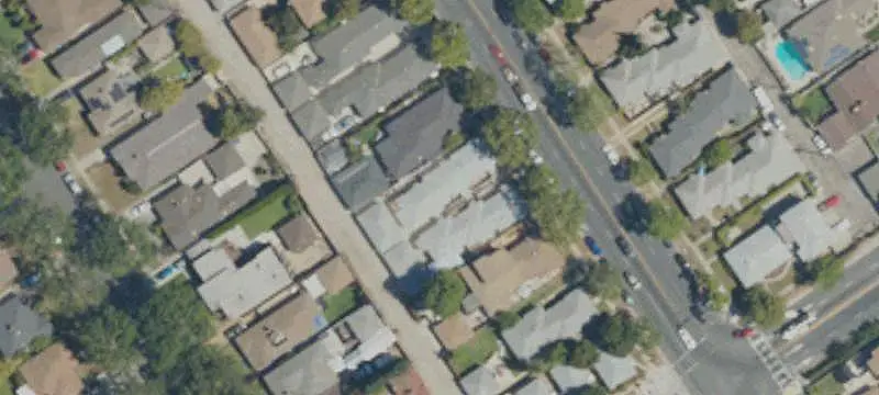 Apartment Building with Courtyard