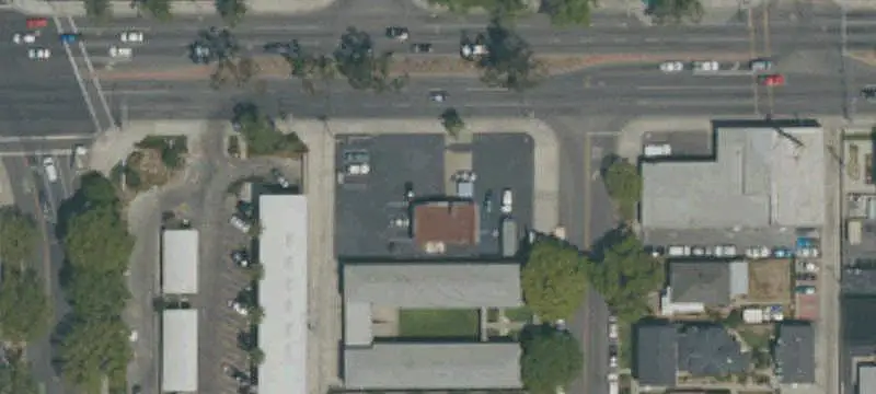 Auto Shop with Heavy Power