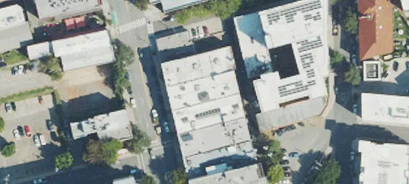 Sprinklered Storefront Building