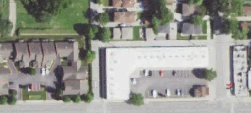 12-Unit Retail Plaza