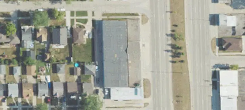 Warehouse with Overhead Doors