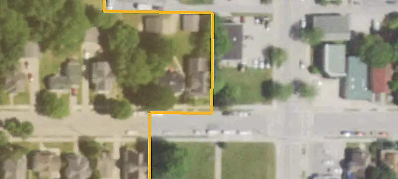 Mixed-Use Property with Apartment