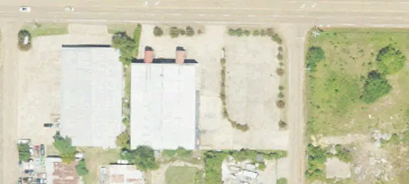 Flex Building with Loading Docks