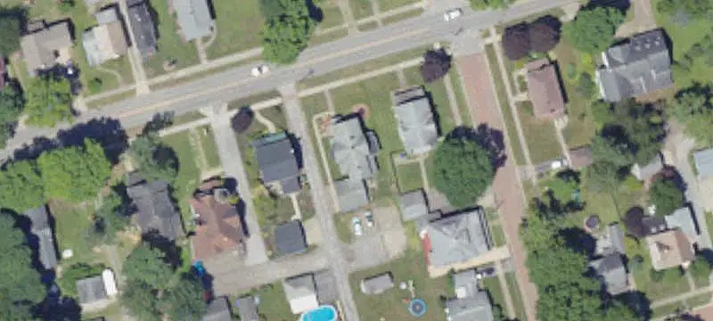 Victorian Triplex with Garage