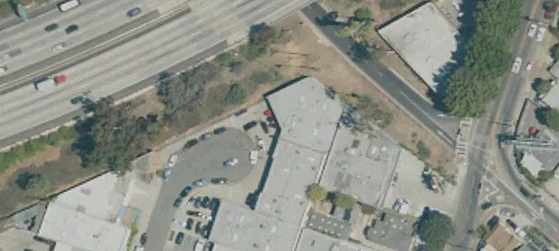 Freestanding Warehouse with Roll-Up Door