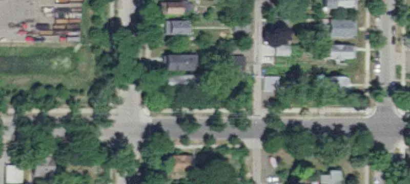Duplex with Separate Utilities