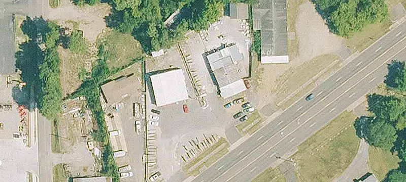 Flex Space with Fenced Yard