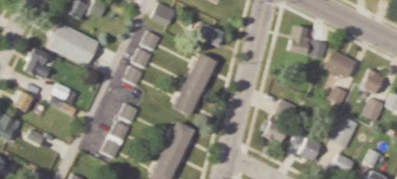 12-Unit Townhome-Style Apartment Building