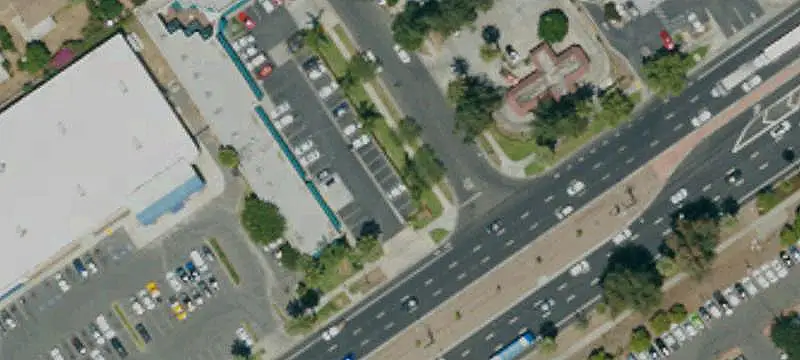 Retail Space with On-Site Parking