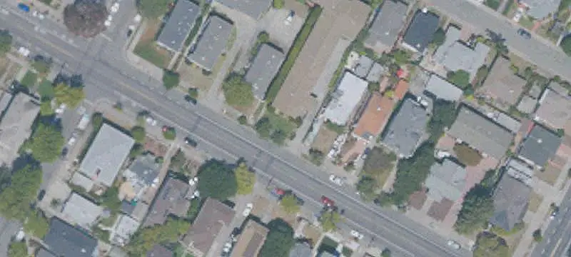 8-Unit Apartment Building