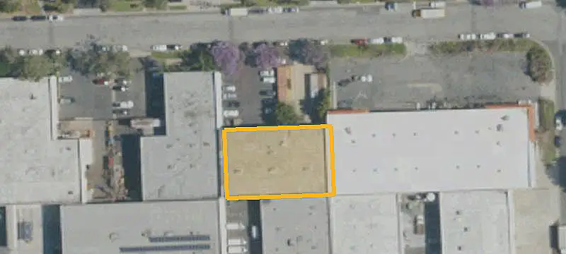 Freestanding Warehouse with Fenced Yard