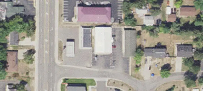 Multi-Tenant Retail Space