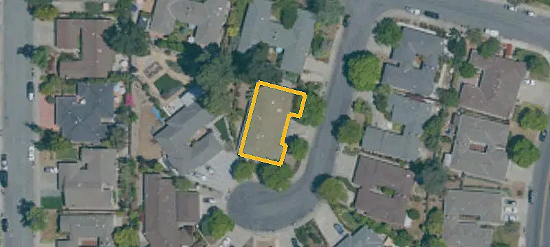 Duplex with Private Backyards