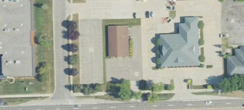 Freestanding Retail Building