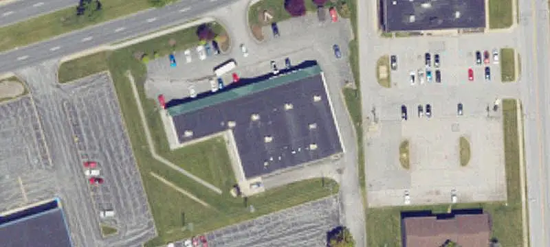 Multi-Tenant Retail Center